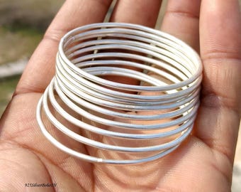 Massief 925 sterlingzilveren armbandset, 8 handgemaakte stapelarmbanden, sierlijke minimalistische boho-sieraden