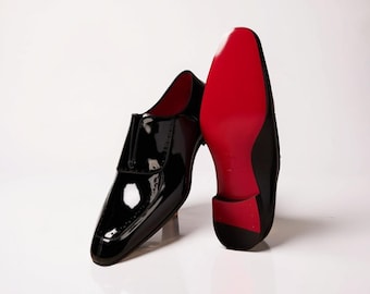 メンズ ブラック レザー スリッポン フォーマルシューズ 光沢あり エレガントなドレスシューズ 高級レッドソール ウェディング パーティー スタイリッシュなフットウェア ギフト