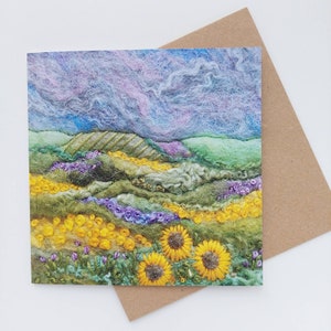 Carte de voeux paysage tournesols - Vierge à l'intérieur et comportant des impressions d'oeuvres d'art florales originales feutrées et brodées