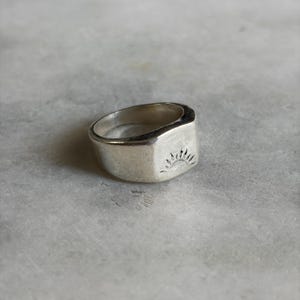 Chevalière Lever de soleil en argent sterling faite main - Bijoux bohème unisexe