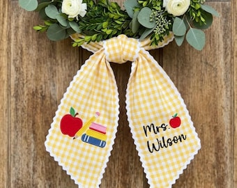 Personalized Teacher Wreath Bow, Custom Teacher Door Hanger Bow, Back To School Classroom Decor, Teacher Appreciation Gift, School Wreath