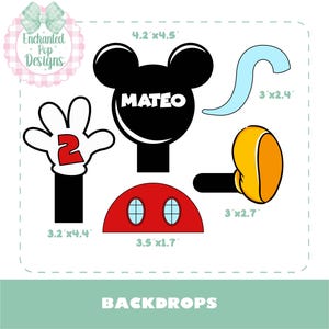 Op de afbeelding: Een set cartoon-stijl figuuruitsparingen inclusief een zwarte muizenkop met de naam MATEO, een witte handschoen met een rood cijfer 2, een rode halve cirkel met twee ramen, een gele schoen en een lichtblauwe gebogen vorm met afmetingen in inches.