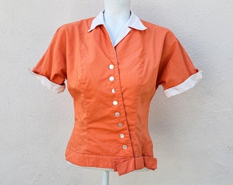 Vintage 50s top with crossover buttons and bow
