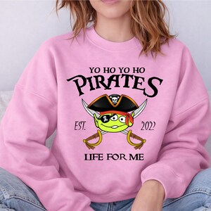 Pirate Mashup Hoodie,Boba Fett Pirate Night Hoodie,Alien Toy Story Pirate Sweatshirt,Year Disney Star Wars Apparel,Personalized Pirate Shirt Bild 6
