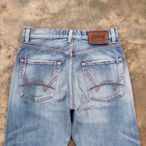 Vintage Edwin Selvedge blekta denimjeans tillverkade i Japan B33x29.5 bild 10