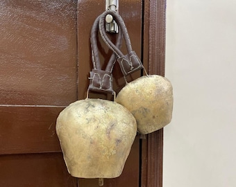 Handmade Cow Bells Set, Recycled Iron Bells, Rustic Cowbell Decor, Vintage Hanging Bell, Leather Strap Bells, Farmhouse Decor, Rustic Bells.