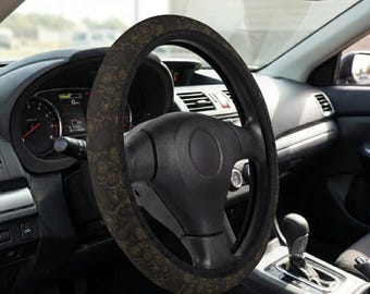 Dark Black and Gold Rose Crow Gothic Witchy Pattern Cottagecore Black Vehicle Car Accessories Mystical Gothic Decor Steering Wheel Cover