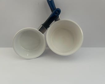 Nouveau A Princess House Exclusive 1.5 & 1 QT Saucepan Set of Two with Handles