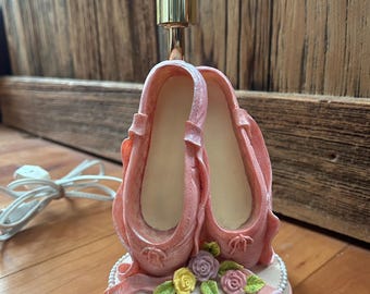 Vintage 70s Ballerina Ballet Slippers Lamp with Flowers Nursury Vanity Whimsical