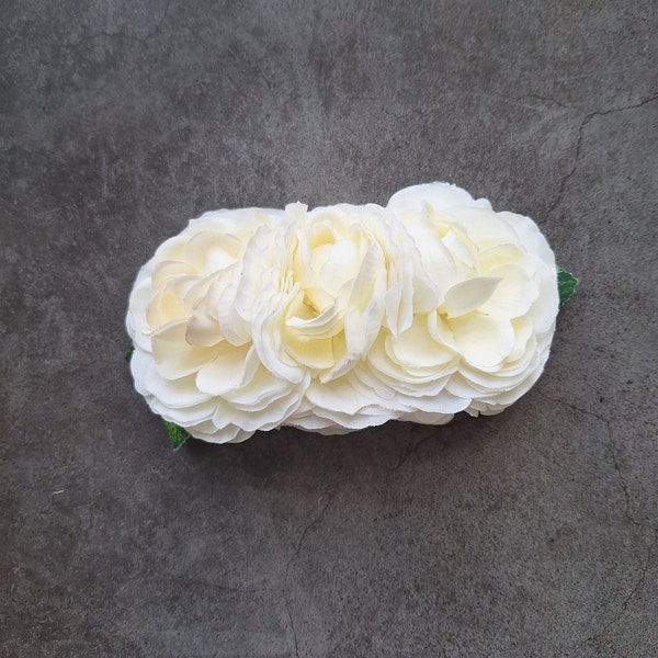 Cream floral hair clip, peony flowers, hairpin, bridesmaids hair piece