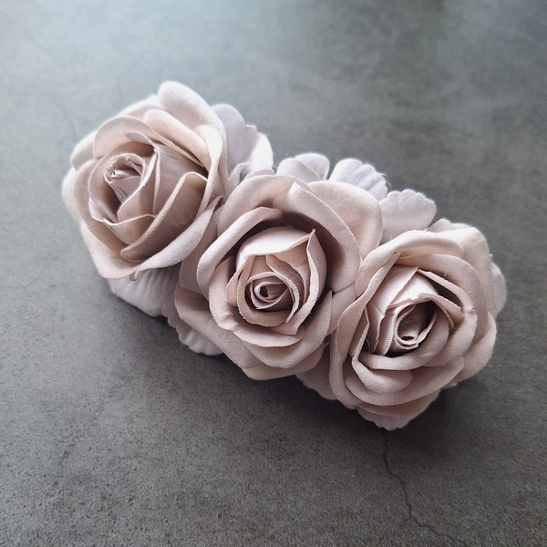 Grey floral hair clip, delicate hair piece, vintage flowers