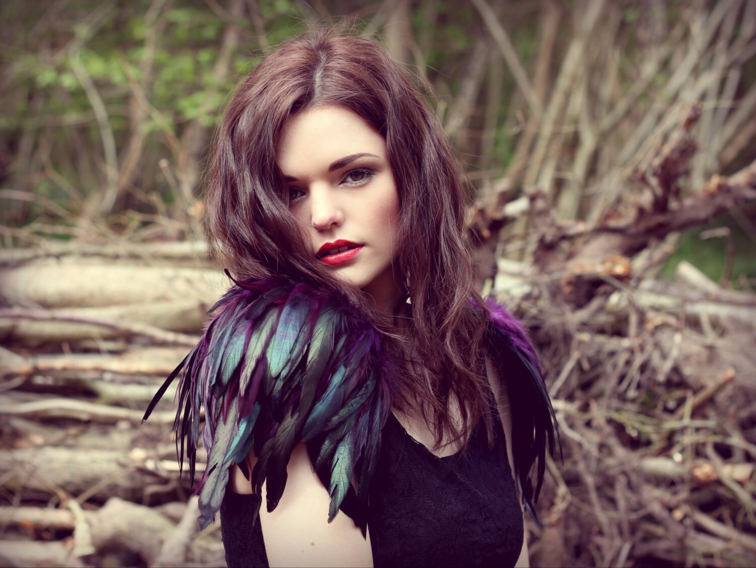 Halloween Purple and black feather epaulette shoulder pieces, black w…
