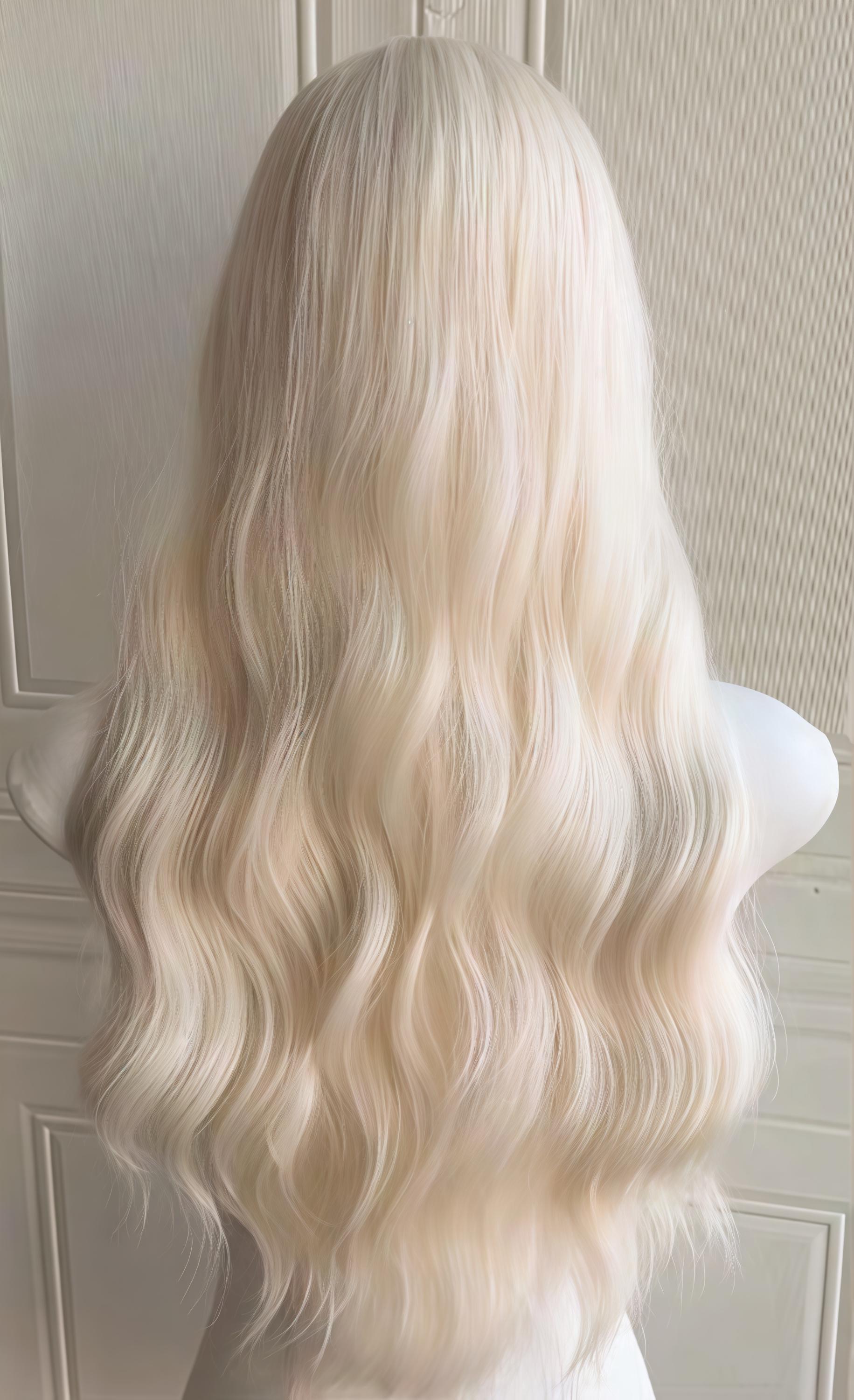 Blonde Wave Cosplay Wig With Curtain Bangs, 65cm Ash Gold Bob, Soft ...