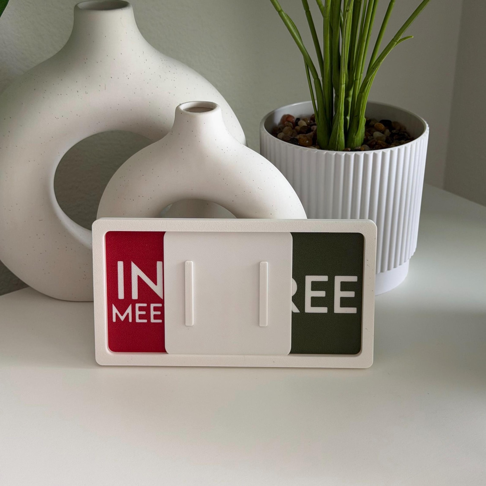 3D Printed Desk Status Sign | in a Meeting / Free, Modern Office - Etsy