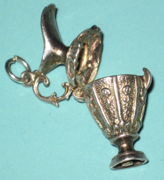 Vintage UK English Sterling Silver MOVABLE URN 1 … - image 3