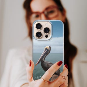 Pelikantelefonskal med australisk sjöfågel för iPhone 17 Pro Max, 16e, 15, 14, 13 Samsung S26 Ultra, S25, S24 FE, A56 A16 Pixel 10 XL 9a 8 bild 7