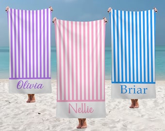 Personalisierte gestreifte Strandtücher, Bachelorette Name Pooltuch, Team Swim Handtücher, Kinder Badetuch, individuell bedruckte Handtuch, Schulteam Geschenke