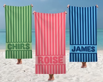 Personalisierte Strandtücher, Groovy gestreiftes Badetuch, Bachelorette Handtücher, Individuell bedrucktes Handtuch, Kinder-Namenstuch, Pool-Party, Urlaubsgeschenk