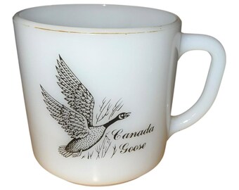 Vintage Federal Glass Canada Goose Canvasback Duck Milk Glass Coffee Mug Cup