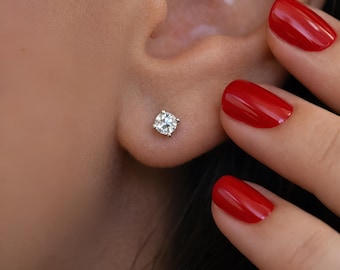 Lab Grown Diamond Stud Earrings 14K Gold, Round Brilliant 0.25–1.5 CTW, Minimal Everyday Diamond Earrings, Gift for Her