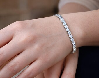 Elegant Zircon Tennis Bracelet, Adjustable Chain, Minimal Sparkle, Everyday Luxury