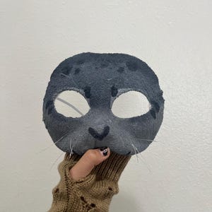 Seal therian mask