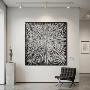 Cuadro abstracto texturizado en blanco y negro al óleo para la decoración de salas de estar modernas.