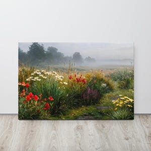 Peut inclure: Impression sur toile d'une scène de jardin colorée. Des fleurs rouges, blanches et jaunes éclosent au milieu de hautes herbes et de verdure. Un chemin de pierre traverse le jardin, avec un fond brumeux.