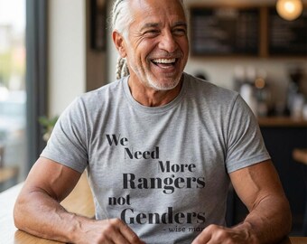 レンジャーをもっと必要としている、ジェンダーではないTシャツ | タイポグラフィー抗議声明Tシャツ