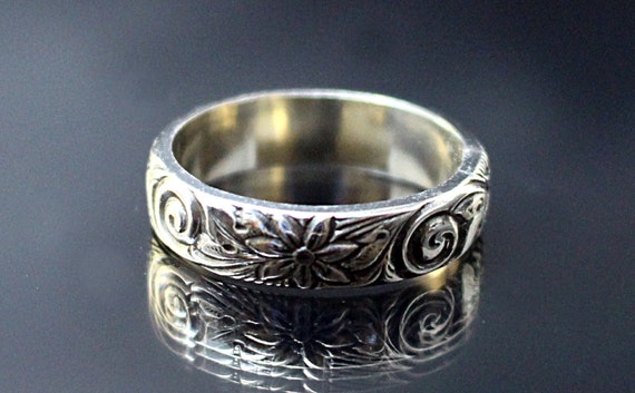 Daisy Ring Solid Sterling Silver Floral Patterned Wedding Band - Etsy