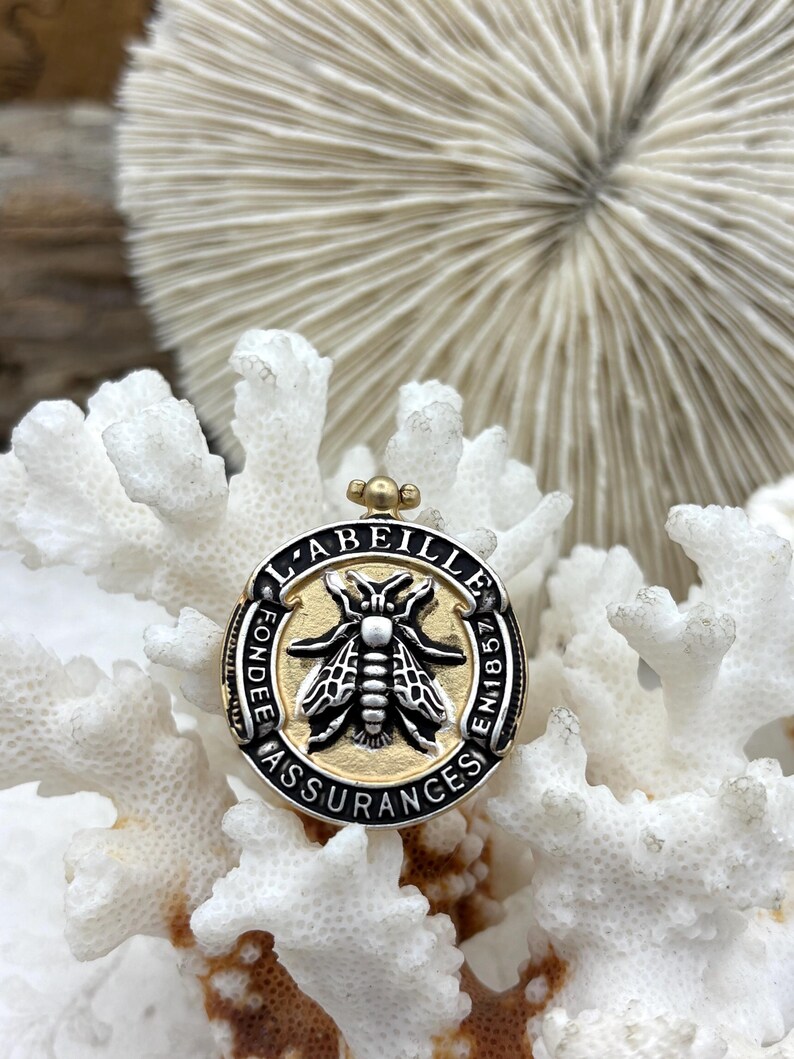 French Bee Coin Pendant, Assurance l'Abeille Medal W/Bail Founded 1857 30 mm, Replica Medals Assurance l'Abeille Medal with bail Fast Ship