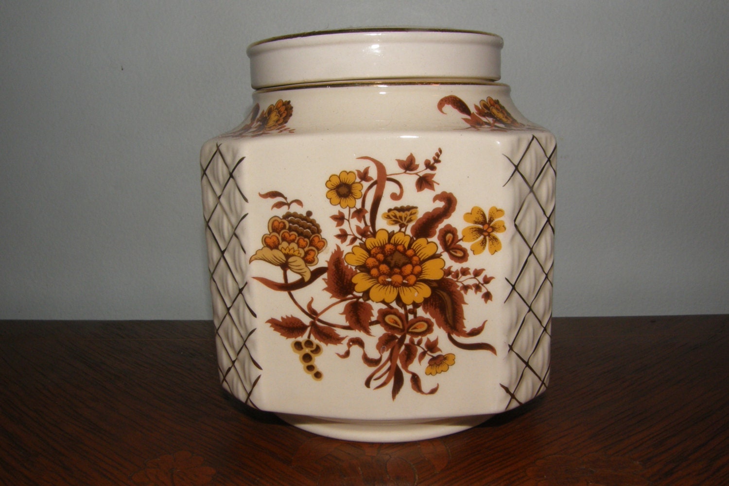 Vintage Sadler of England Ceramic Canister or Jar with Lid Etsy