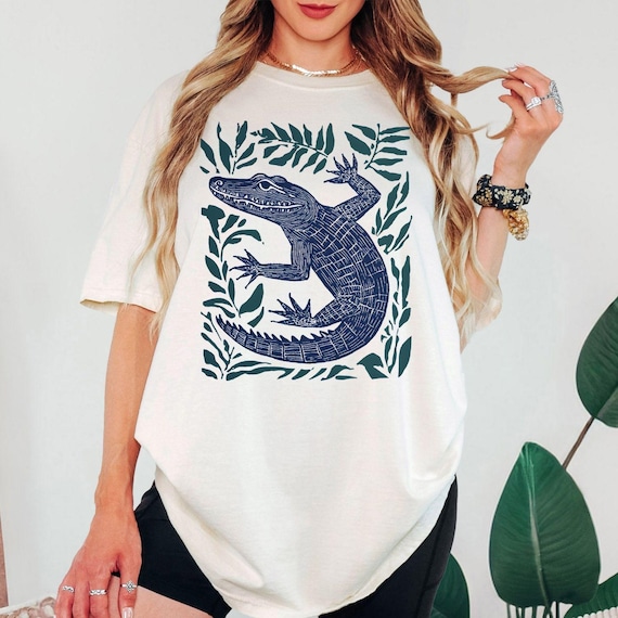 Comfort Colors® Vintage Linocut Alligator Shirt, Crocodile Nature Shirt, Southern Swamp Animal Tee, Wildlife Graphic Tee Reptile Lover Gift