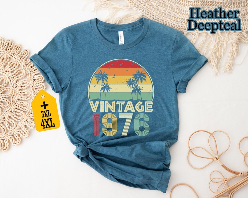 Vintage 1976 Shirt, Retro 1976 Birthday Tee, Classic 1976 Birthday Gift, 1976 Palm Sunset Vintage Shirt, 1976 Birthday Tee bild 4