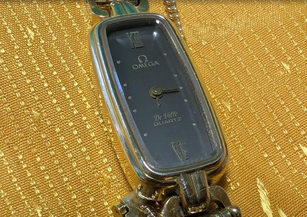 OMEGA De Ville クォーツ 腕時計 Rare Omega De Ville Quartz 1352 Ladies Watch Gold Tone Bracelet