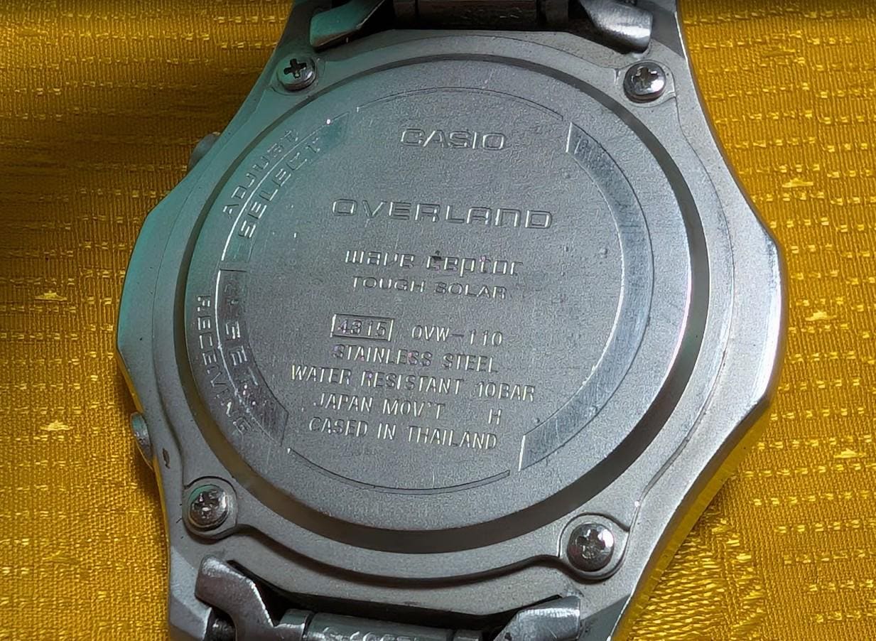 Vintage CASIO Overland OVW-110 Wave Ceptor Tough Solar Watch 40mm