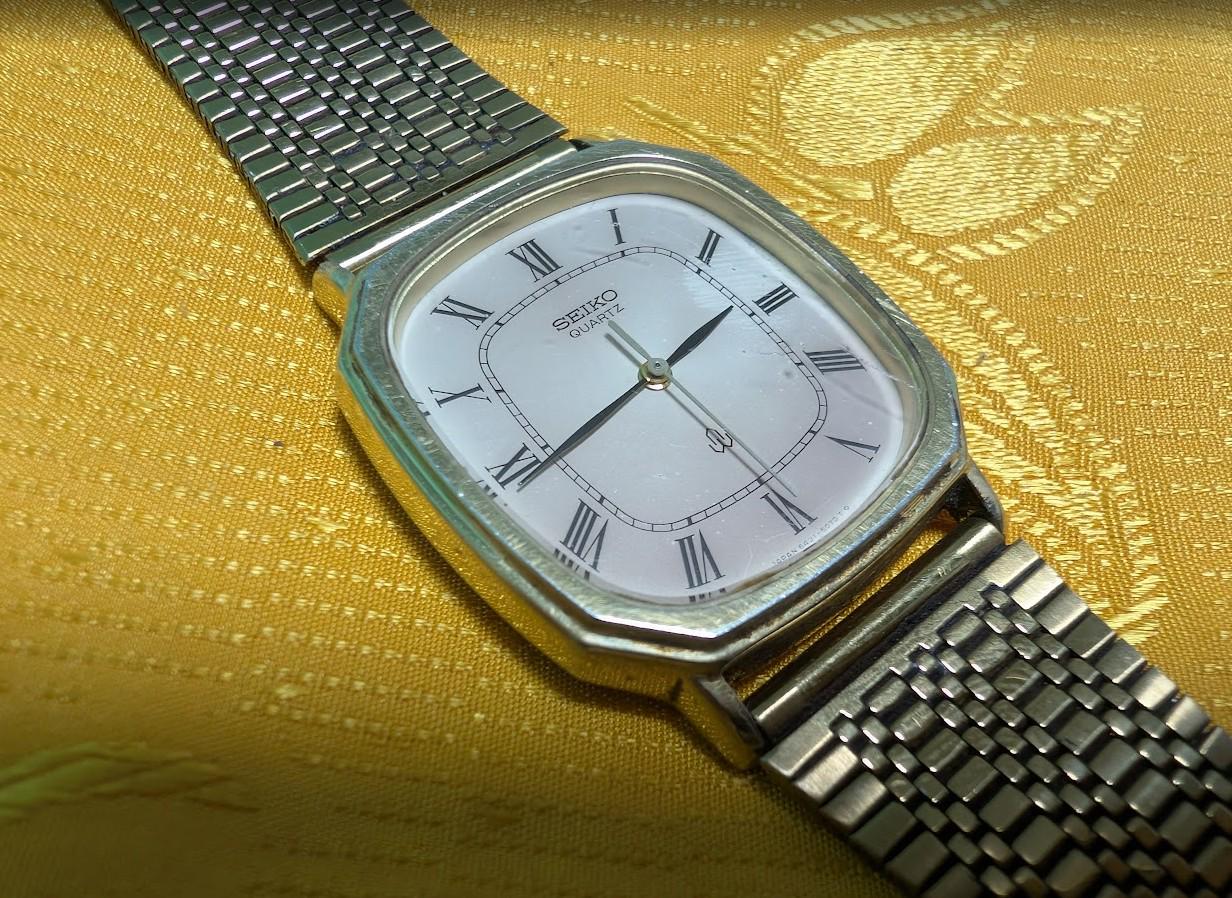 Vintage Seiko Quartz 6431-5030 Tank Style Watch 30mm New Battery
