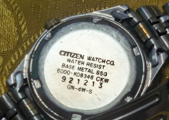 Vintage Citizen Quartz 6000-K09346 Watch 25mm Day Date Original