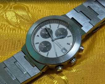 Rare Trussardi TRD 2075 Chronograph Watch Stainless Steel Mens Watch White Dial Date Watch Designer Watch. case 38mm.NEW Battery
