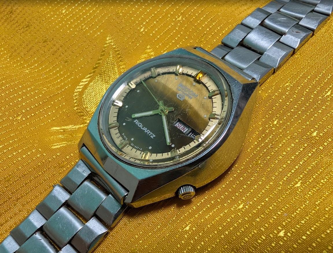 Ricoh riquartz watch - Etsy 日本