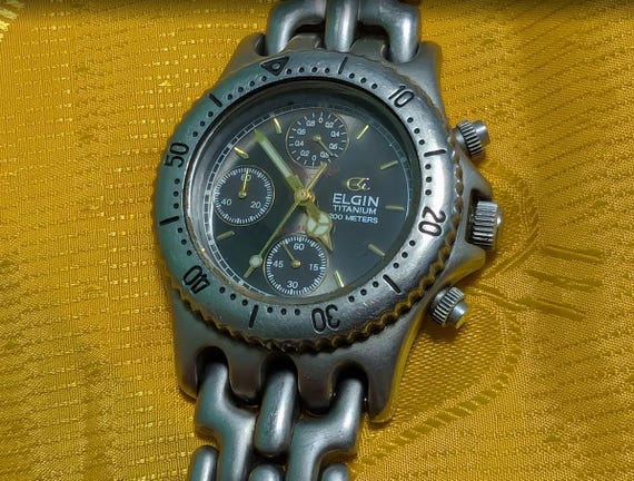 Vintage Elgin FK-617-MA Titanium Chronograph Watch Green Dial 200M 37mm Rare 1990s Quartz Wristwatch