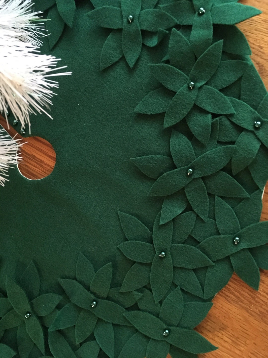 Free Shipping 36 Tree Skirt Green Felt With Flowers Spring Tree Skirt