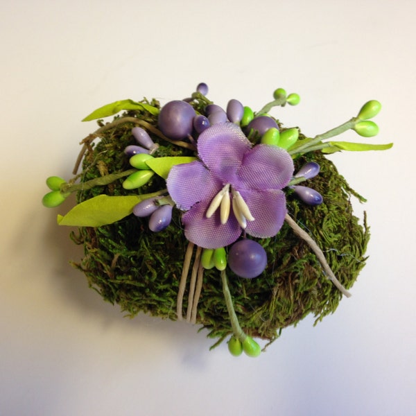 Spring Gift Green Moss Egg Handmade Purple Green Flower Decoration Spring Decor Summer Decor Cottage Chic Decor Vintage Decor Boho Decor