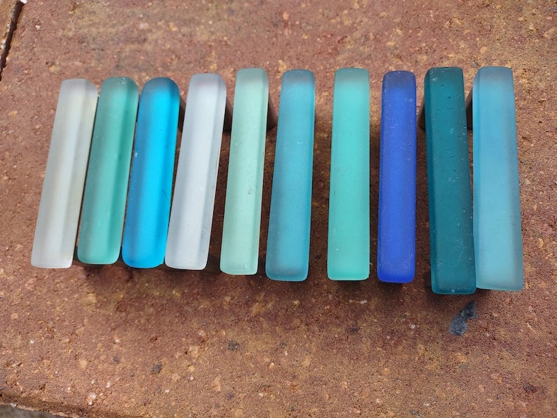 Set of ten multi-color 4 tumbled glass cabinet pulls image 2