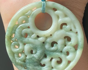 Natural Jade Openwork Peace Pendant – Hand-Carved Round Jade Amulet with Auspicious Motif