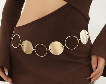 Cinto de corrente com discos redondos, corrente de cintura dourada e prateada, cinto com elos circulares para mulheres, cinto marcante para ocasiões especiais, joia minimalista de metal para cintura.