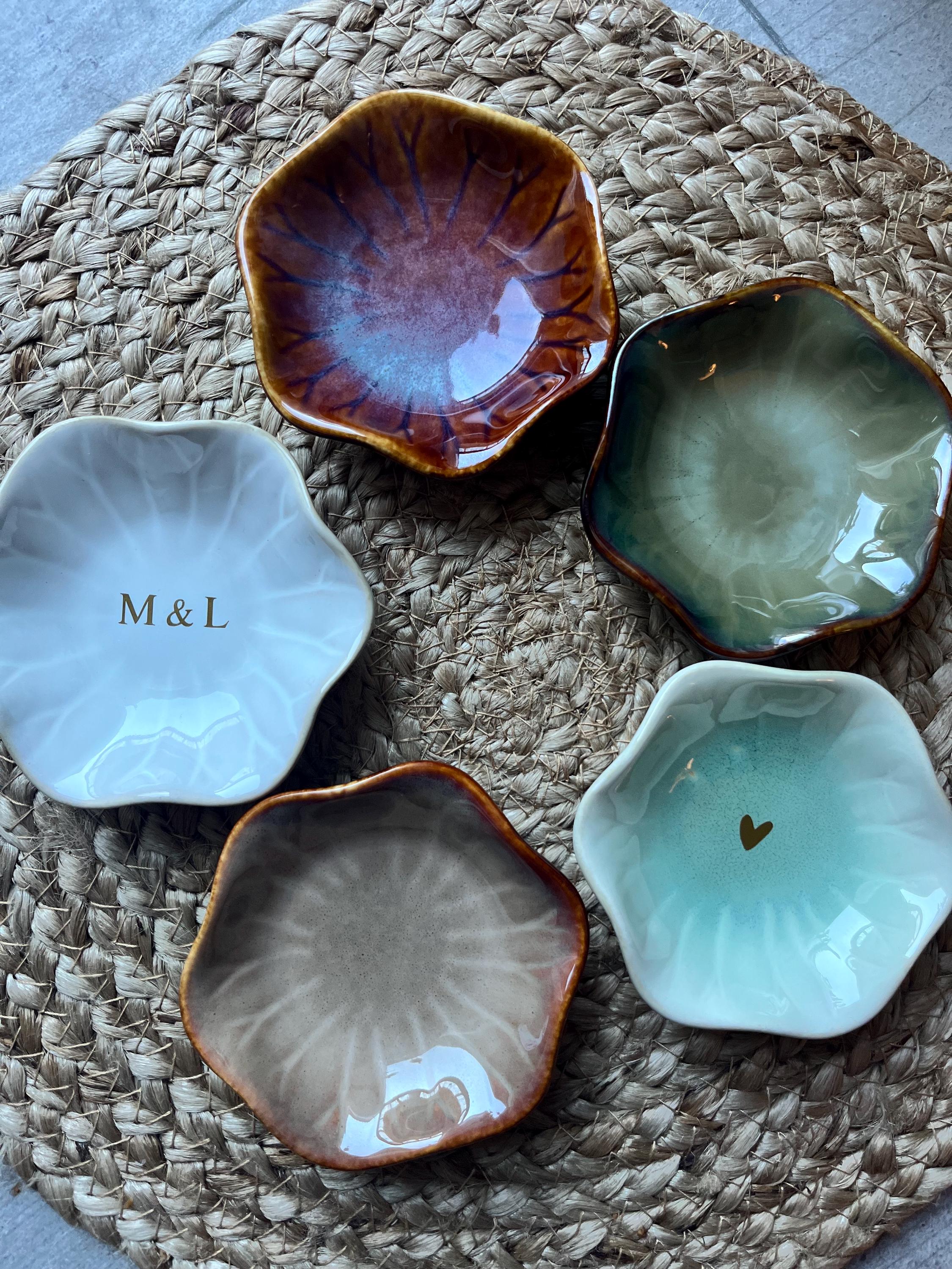 Pottery accessories