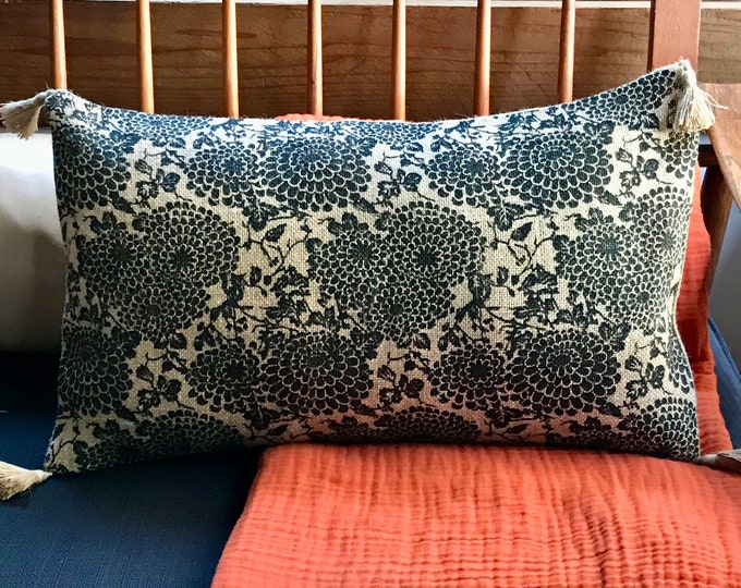 Ready to Ship FREE! Zinnia Mum Black and Natural Rustic Burlap Pillow Cover  12 x 19 inches