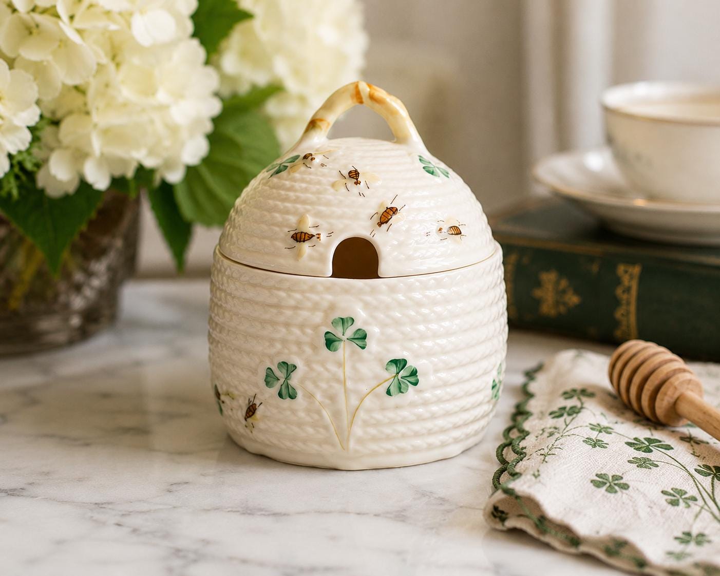 Belleek ベリーク シャムロック シュガーポット(ハニー) クリーマー Belleek ベリーク シャムロック シュガーポット(ハニー) クリーマー