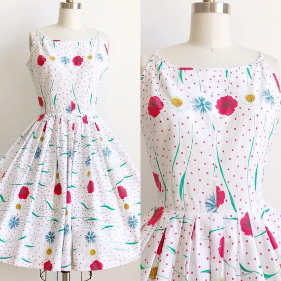 Vintage 50s Floral Print Flowers Vibrant Polka Dot
